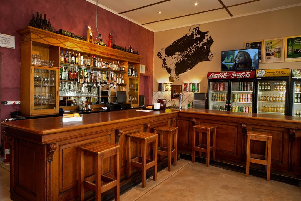 Bahnhof Hotel Aus Esterno foto